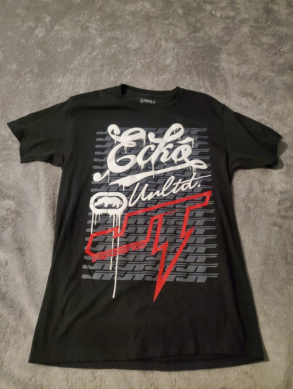 Ecko Tshirt